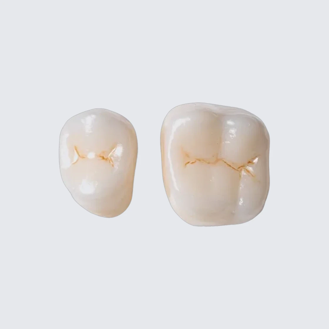 Couronne en zircone monolithique
